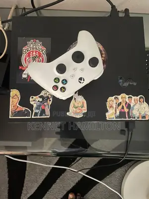 Xbox One X