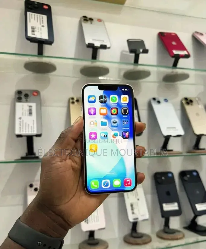 Apple iPhone 13 256 GB Rose