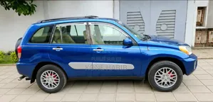 Toyota RAV4 2001 Bleu