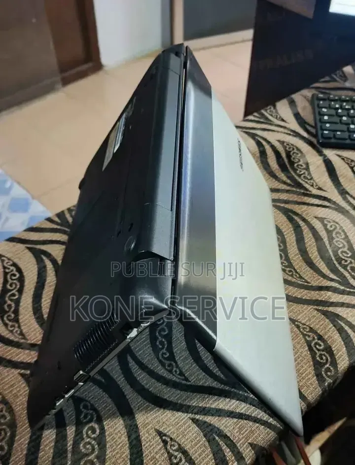 Nouveau HP 200 G4 22 All-in-One 32GB Intel Core i9 HDD 512GB