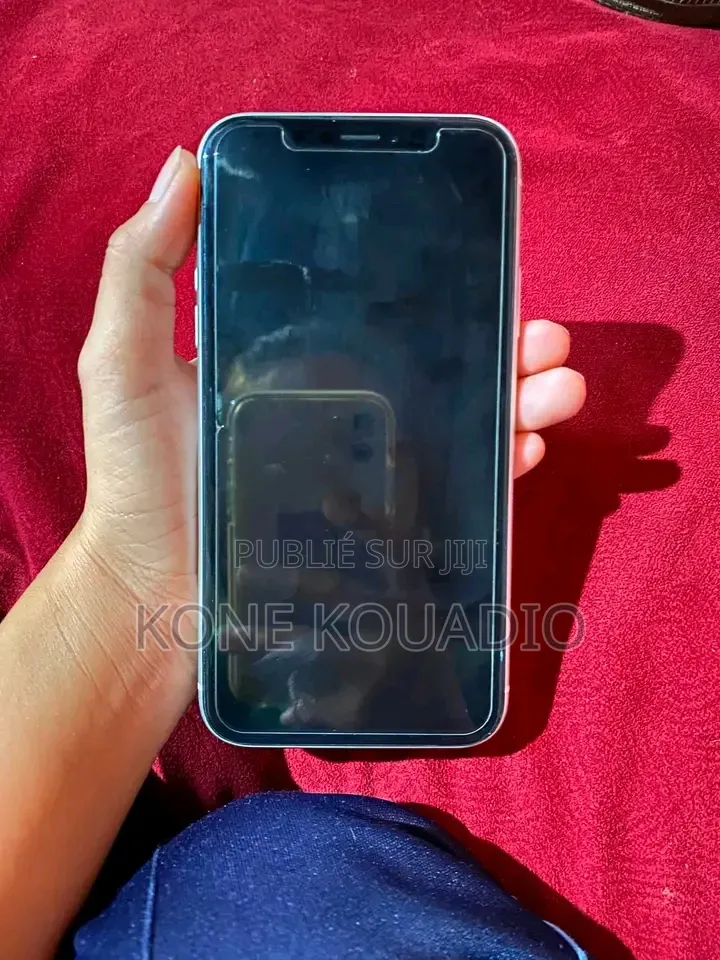 Nouveau Apple iPhone XR 128 GB Blanc