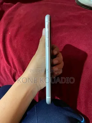 Nouveau Apple iPhone XR 128 GB Blanc