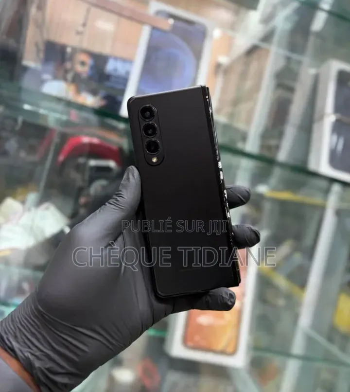 Nouveau Samsung Galaxy Z Fold 3 256 GB Noir