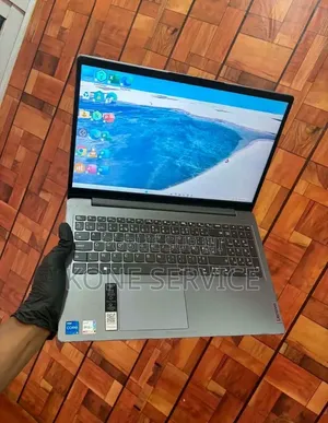 Nouveau Ordinateur de bureau HP 200 G4 32GB Intel Core i9 HDD 512GB