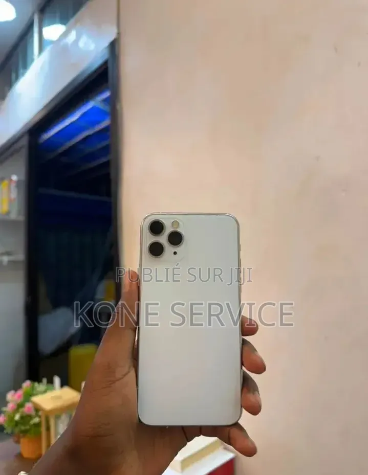 Nouveau Apple iPhone 11 Pro 256 GB Autre