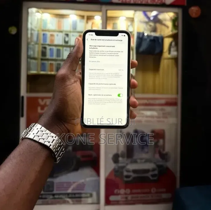 Nouveau Apple iPhone XR 128 GB Autre