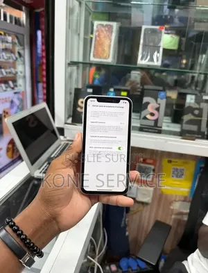 Nouveau Apple iPhone XR 128 GB Autre