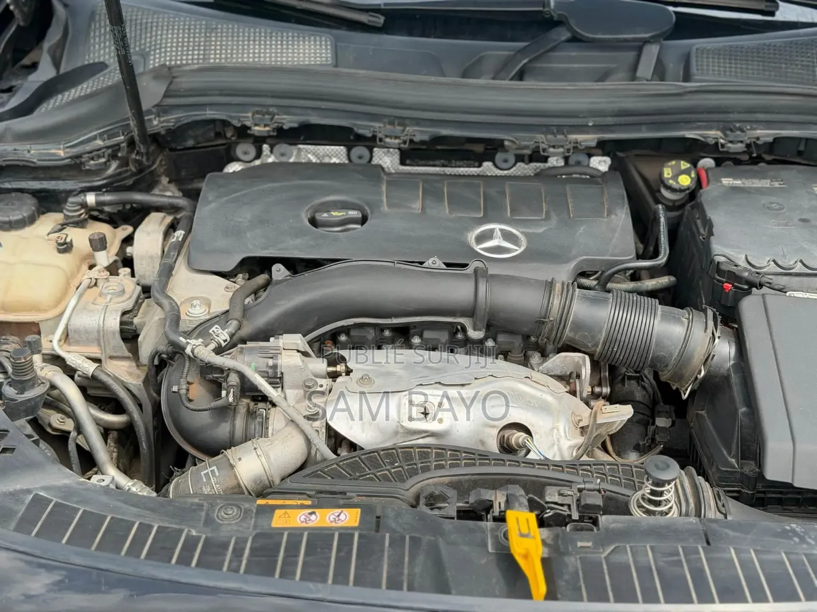 Mercedes-Benz GLA 250 2021 Bleu