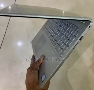 Nouveau HP EliteBook 840 G5 16GB Intel Core i7 HDD 512GB