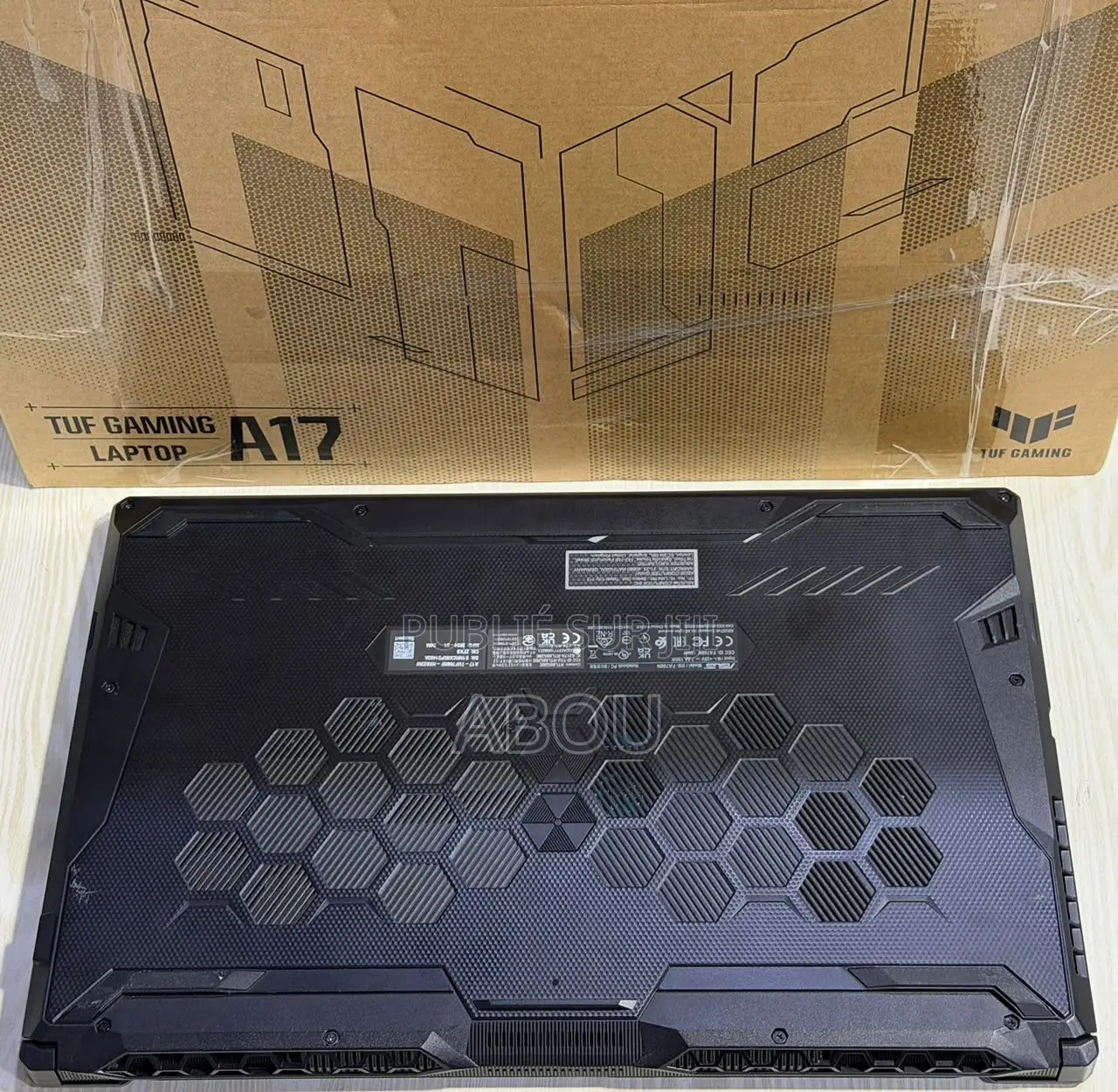 Ordinateur portable Asus TUF Gaming A17 16GB AMD Ryzen 5 SSD 512GB