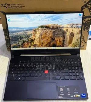 Nouveau Asus TUF Dash F15 16GB Intel Core i7 SSD 512GB