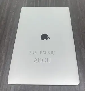 Ordinateur portable Apple MacBook Pro 2018 16GB Intel Core i7 SSD 256GB