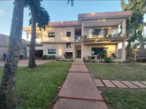 Meublé 10chbre Duplex dans Zié Multi-Service, Cocody à Vendre