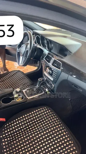 Mercedes-Benz C300 2014 Noir