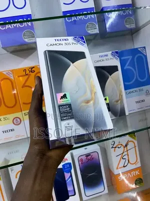 Nouveau Tecno Camon 40 Pro 4G 256 GB Autre