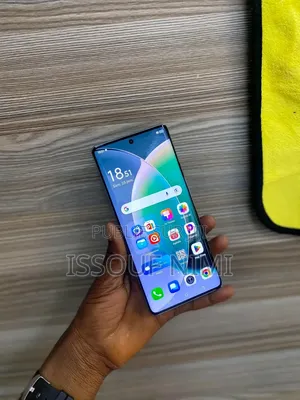 Nouveau Tecno Camon 40 Pro 4G 256 GB Autre