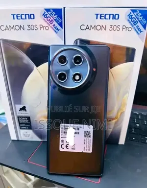 Nouveau Tecno Camon 40 Pro 4G 256 GB Autre