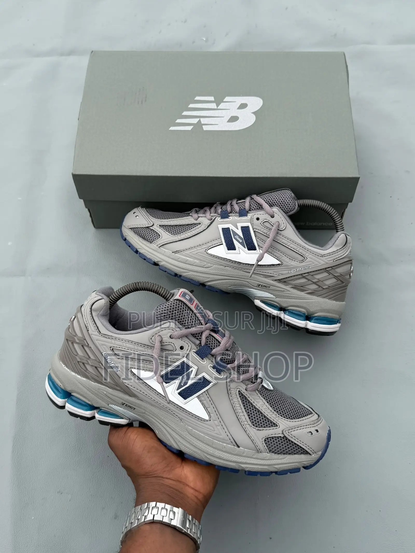 New Balance 1906