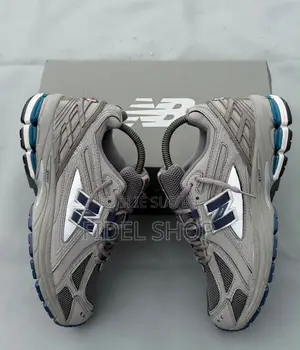 New Balance 1906