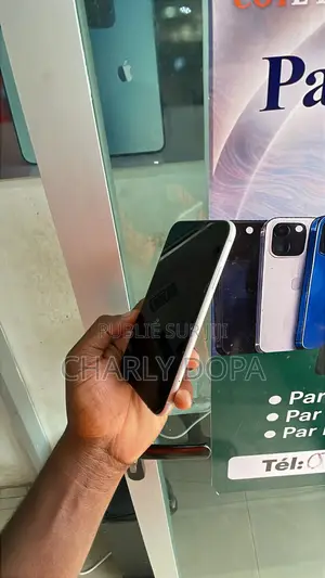 Apple iPhone XR 64 GB Blanc