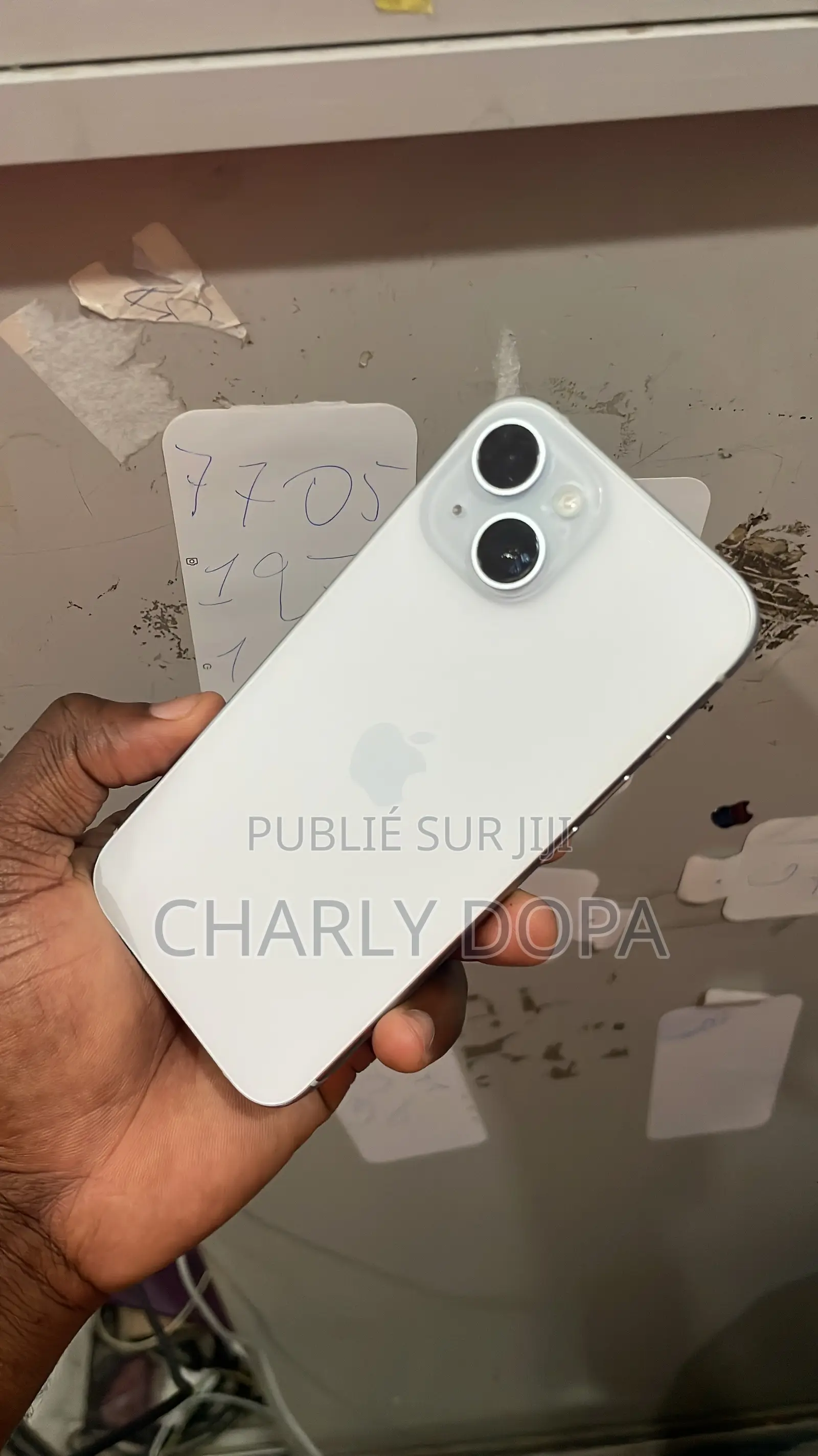 Apple iPhone 15 128 GB Bleu