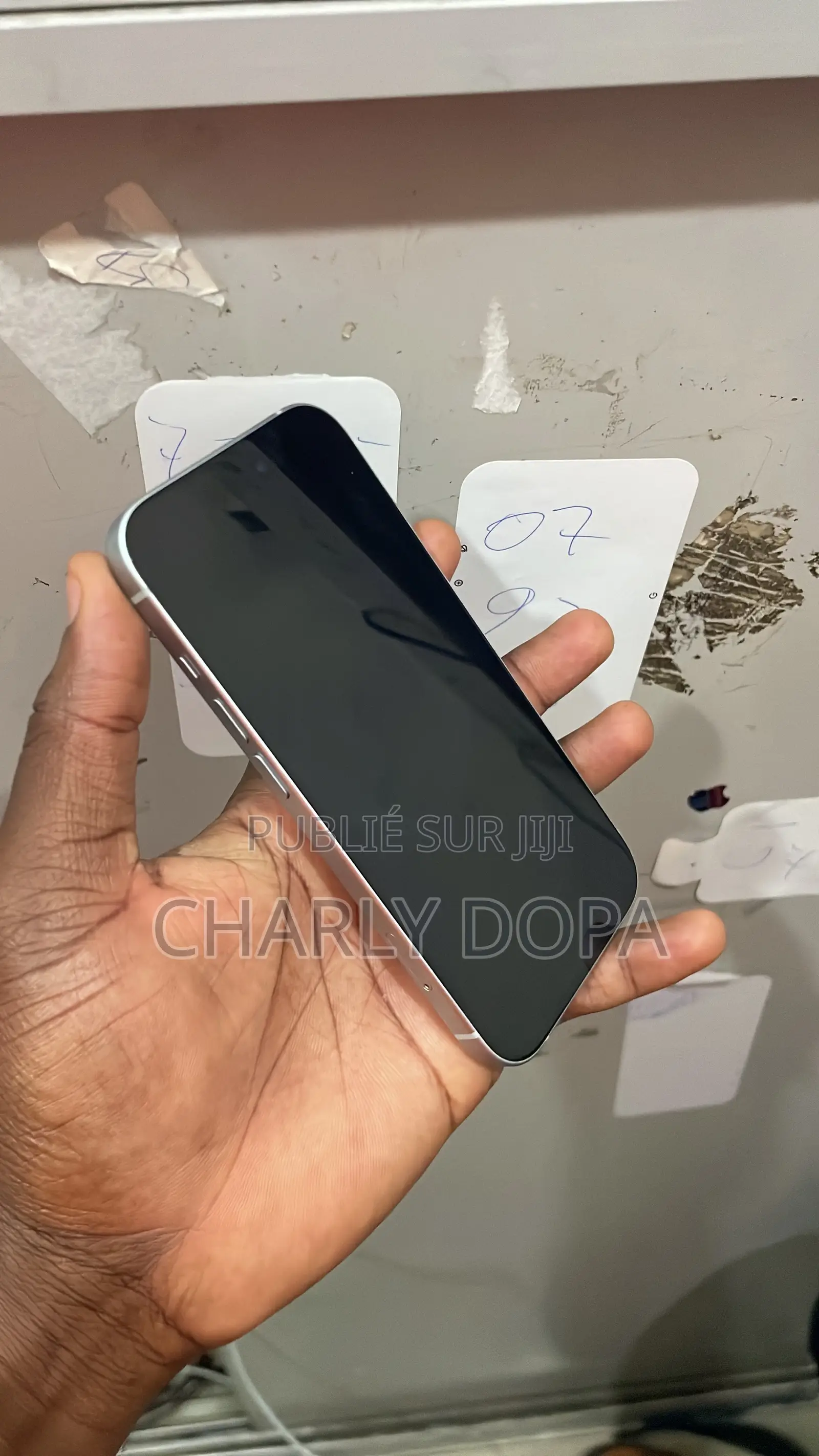 Apple iPhone 15 128 GB Bleu