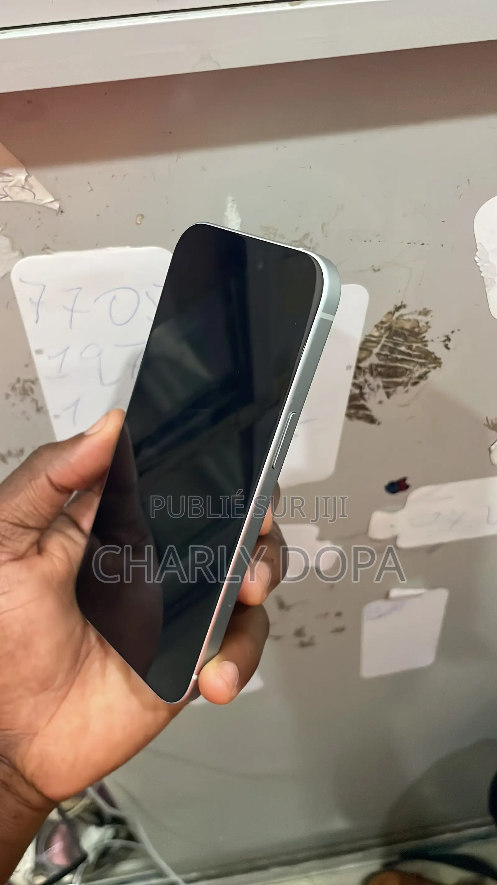 Apple iPhone 15 128 GB Bleu