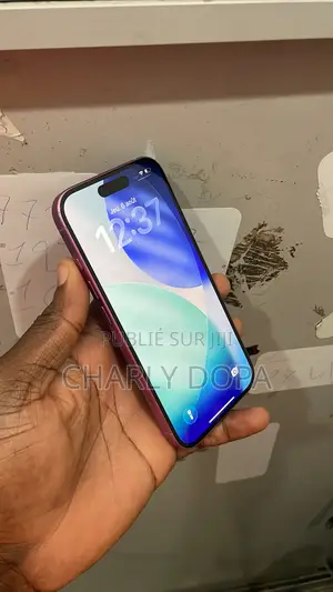 Apple iPhone 16 128 GB Rose
