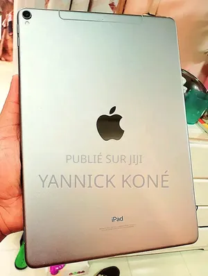 Nouveau Apple iPad (2025) 4 GB Blanc