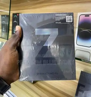 Nouveau Samsung Galaxy Z Fold 3 256 GB Autre