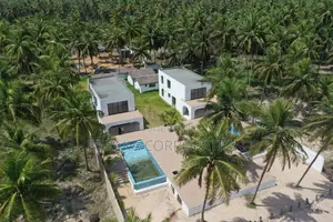 5chbre Chalet dans Beraka Corporation, Boulay Island à Vendre