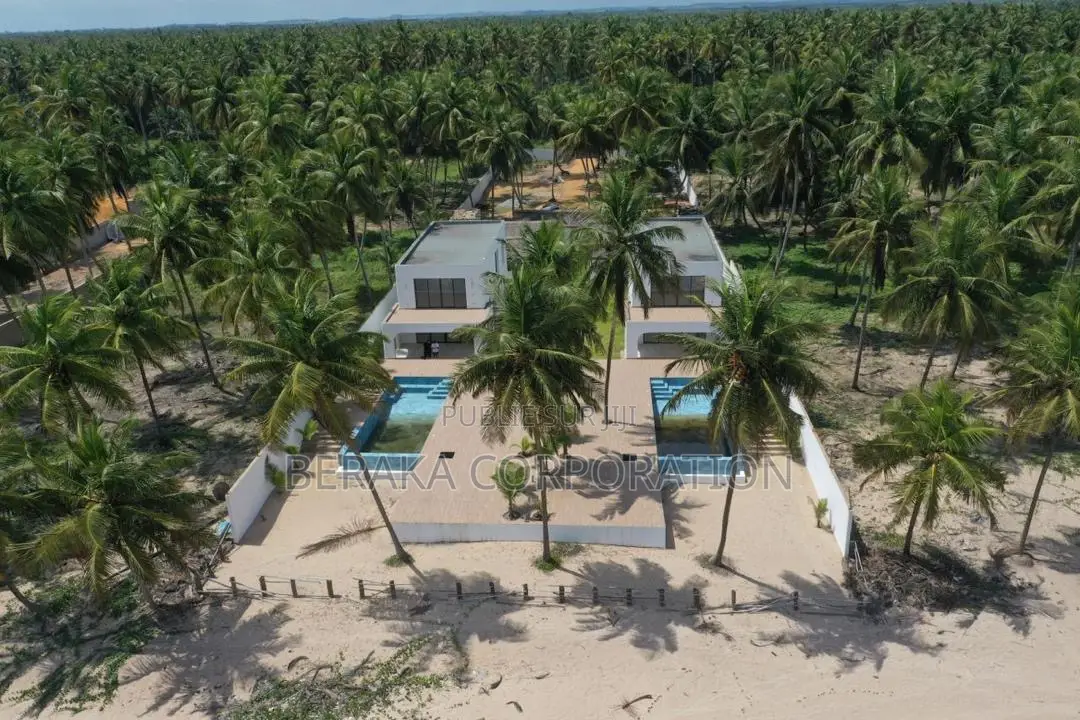5chbre Chalet dans Beraka Corporation, Boulay Island à Vendre