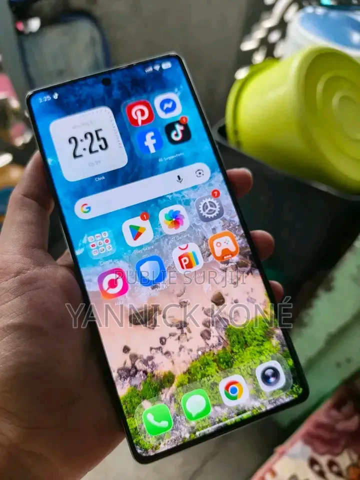 Nouveau Tecno Camon 40 256 GB Bleu