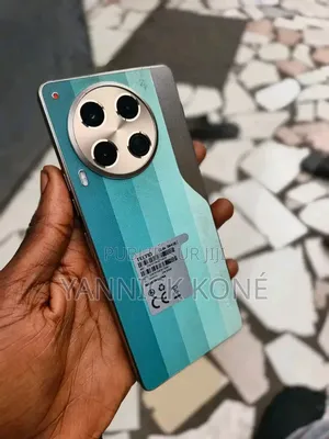 Nouveau Tecno Camon 30 5G 256 GB Vert