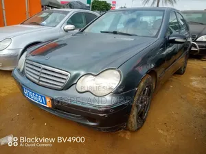 Mercedes-Benz C200 2016 Bleu
