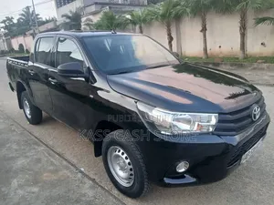 Toyota Hilux Revo Double Cab Deisel 2.4 AWD 2021 Noir