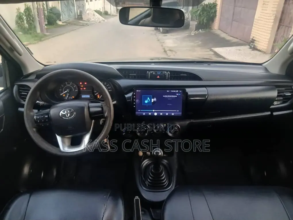 Toyota Hilux Revo Double Cab Deisel 2.4 AWD 2021 Noir