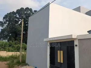3chbre Villa dans Aristide, Bingerville à Vendre