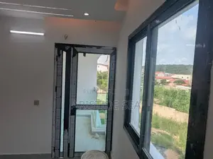 3chbre Villa dans Aristide, Bingerville à Vendre