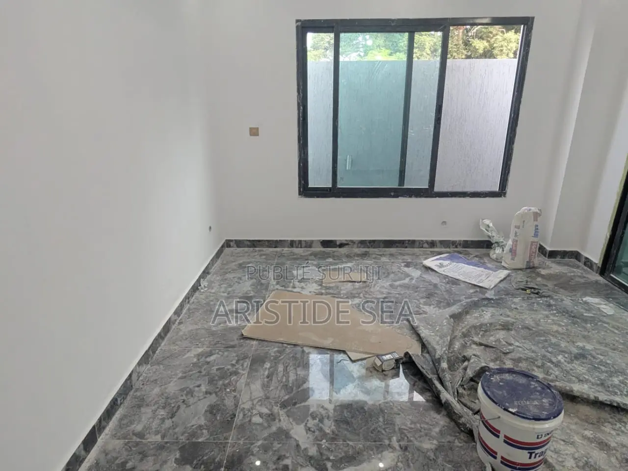 3chbre Villa dans Aristide, Bingerville à Vendre