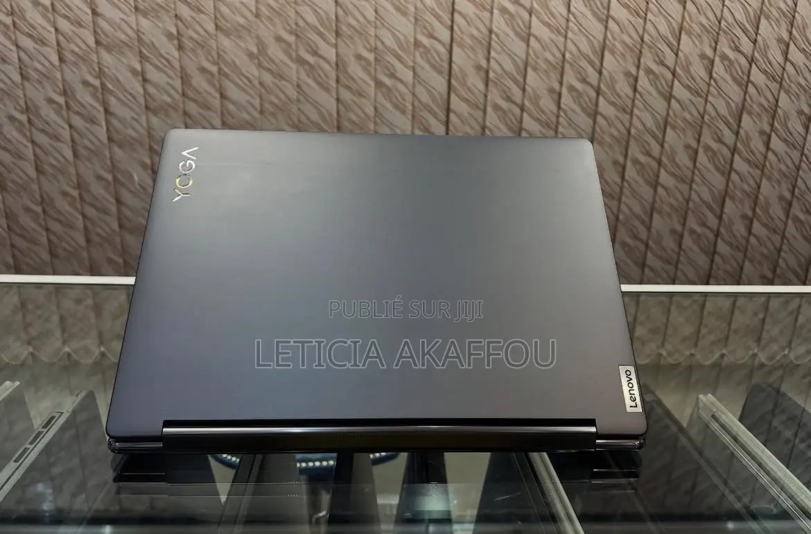 Nouveau Ordinateur portable Lenovo Yoga 9i 16GB Intel Core i7 SSD 1T