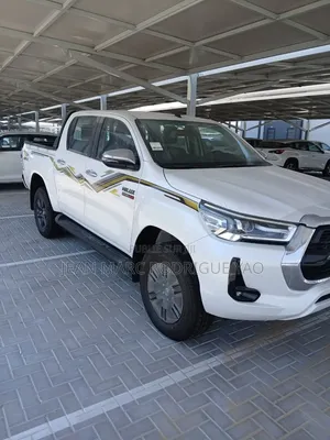 Nouveau Toyota Hilux 2026 Blanc cassé