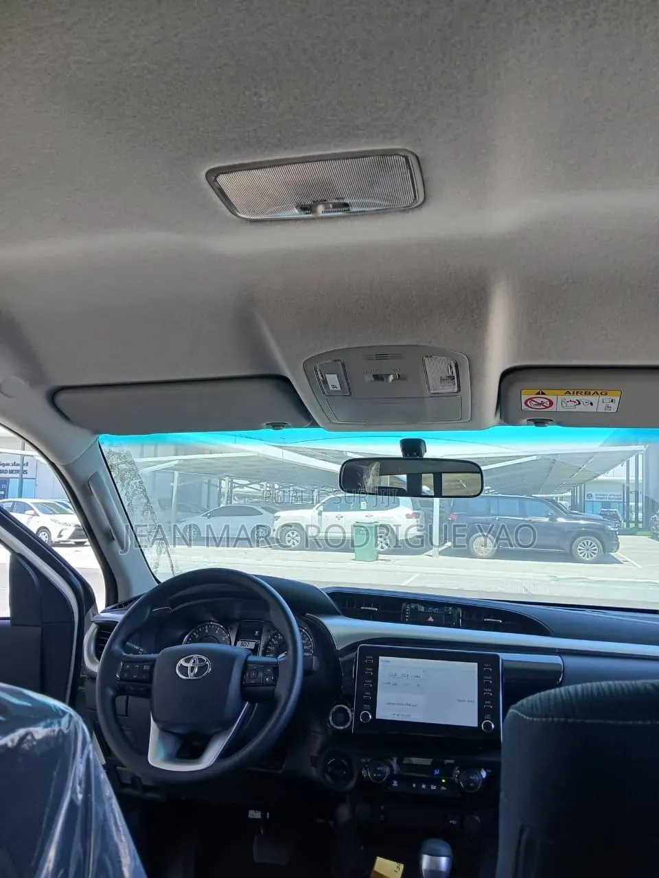 Nouveau Toyota Hilux 2026 Blanc cassé