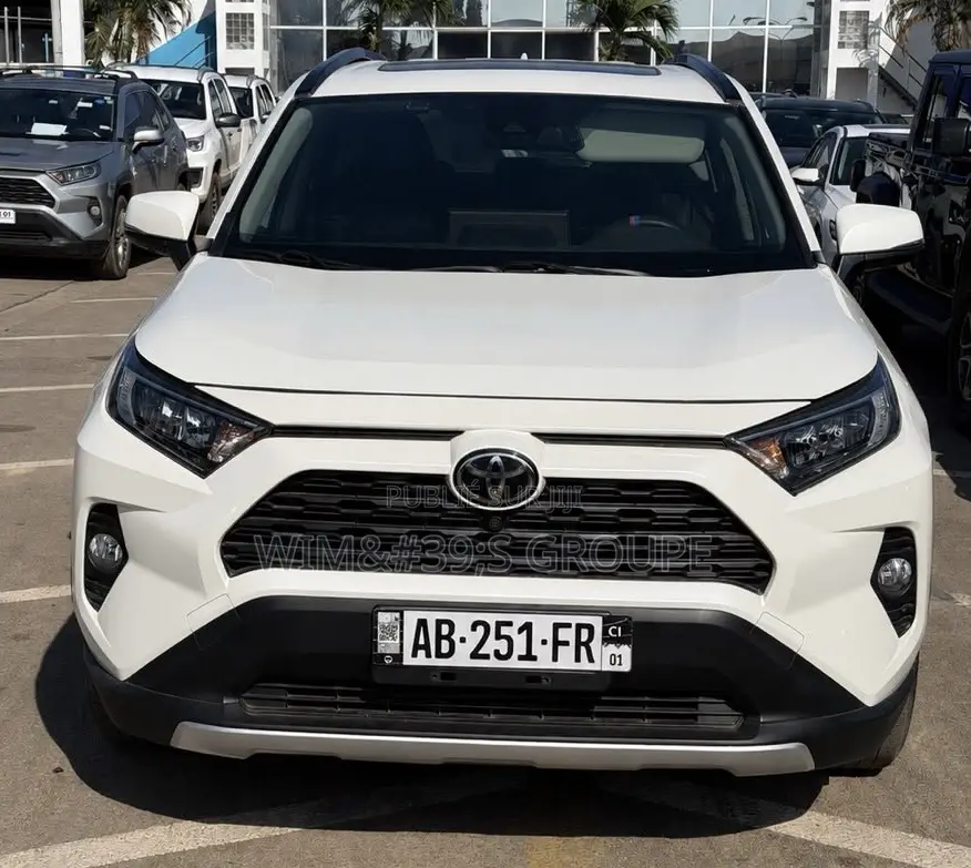 Toyota RAV4 Limited 2021 Blanc