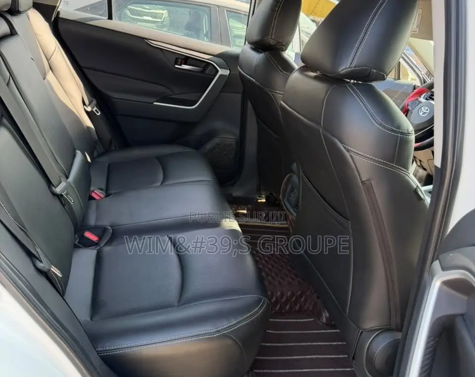 Toyota RAV4 Limited 2021 Blanc