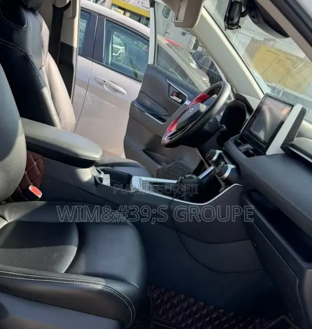 Toyota RAV4 Limited 2021 Blanc