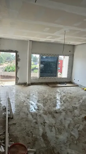Très Belle Opportunité Fiable: Immeuble en Construction À Vendre
