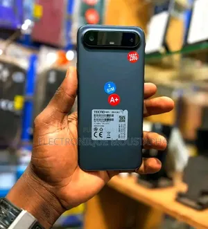 Nouveau Tecno Spark Slim 256 GB Bleu