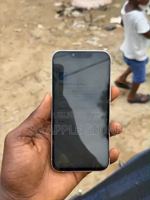 Nouveau Apple iPhone 13 128 GB Blanc