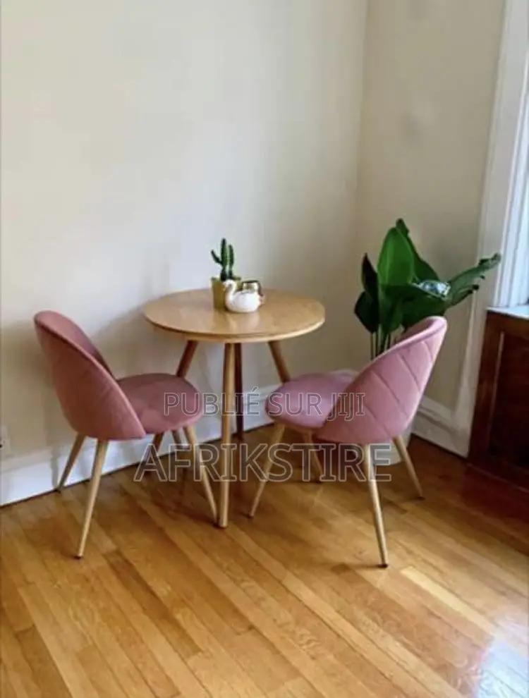 Table De Balcon
